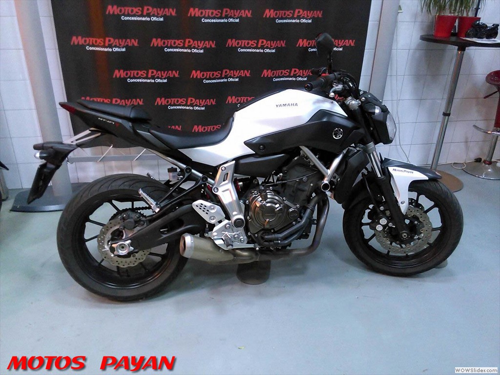 YAMAHA MT07